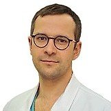 Врач Сажинов Антон Павлович